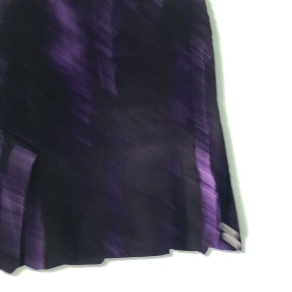 DKNY Women's Purple Velvet Blazer "Model For Reference Only" - Picture 4 of 16